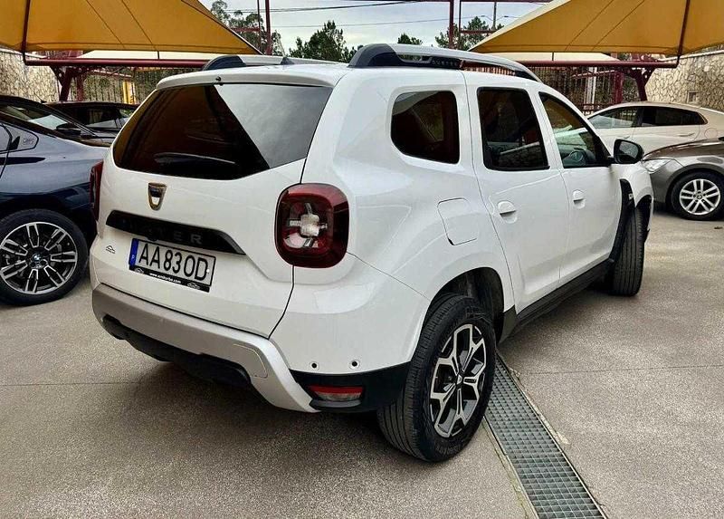 Usado Dacia Duster 101 HP (74 kW) 2020 Branco SUV