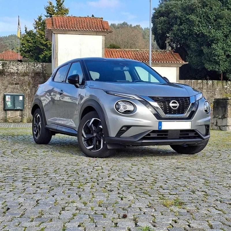 Usado Nissan Juke 114 HP (83 kW) 2023 Cinzento SUV