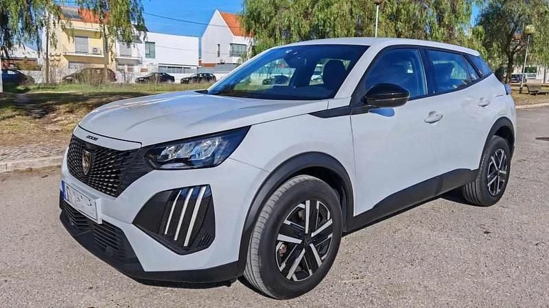 Branco Usado 2024 Peugeot 2008 SUV | € 17.900 (Super Preço) - Imagem 1/4