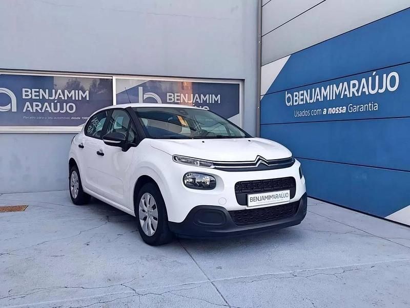 Branco Usado 2017 Citroën C3 Live Citadino | € 14.000 (Preço elevado) - Imagem 1/4