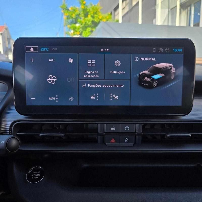 Usado Jeep Avenger EV Longitude 114 kW (156 HP) 2024 Branco SUV