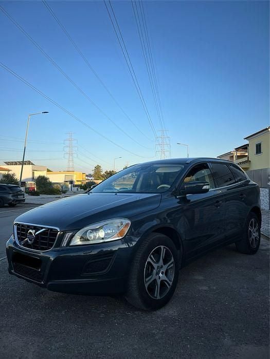 Usado 2010 Volvo XC60 Summum SUV | € 13.750 (Preço justo) - Imagem 1/4