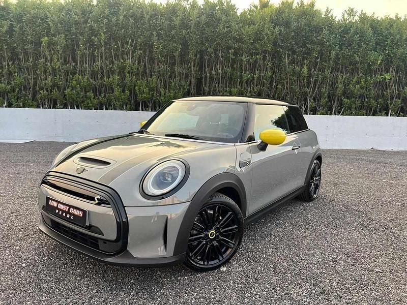 Cinzento Usado 2022 Mini Cooper Citadino | € 22.990 (Preço elevado) - Imagem 1/4