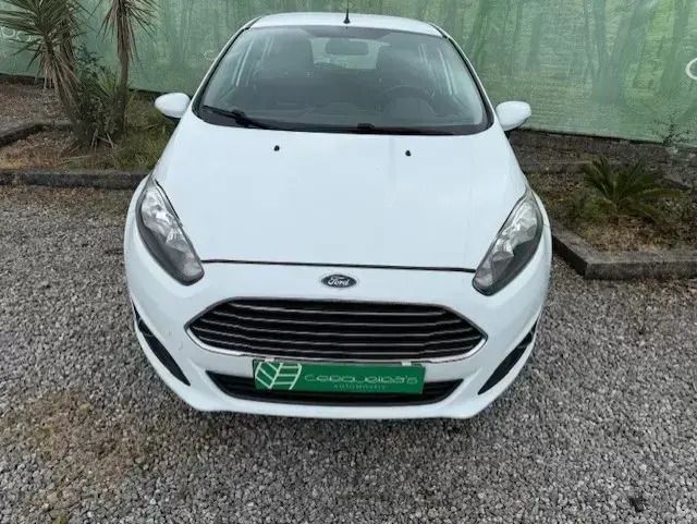 Usado Ford Fiesta Ambiente 75 HP (55 kW) 2016 Branco Citadino