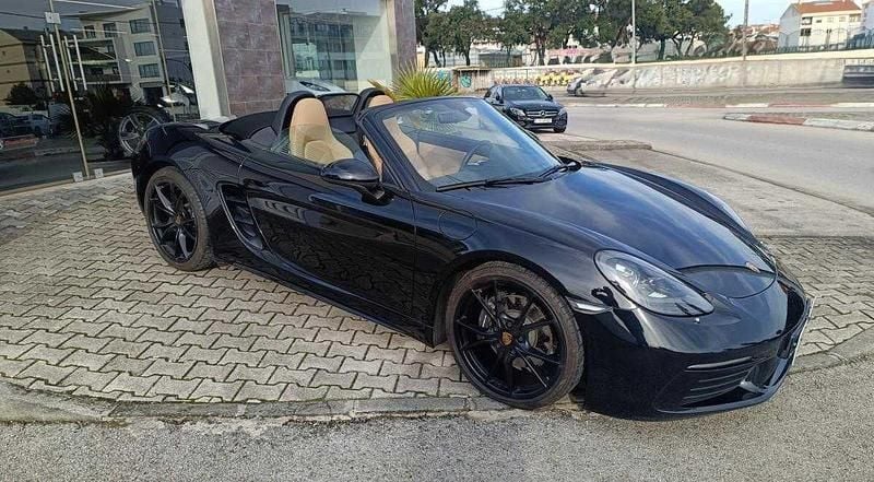 Preto Usado 2019 Porsche 718 Cabrios | € 62.999 (Super Preço) - Imagem 1/4