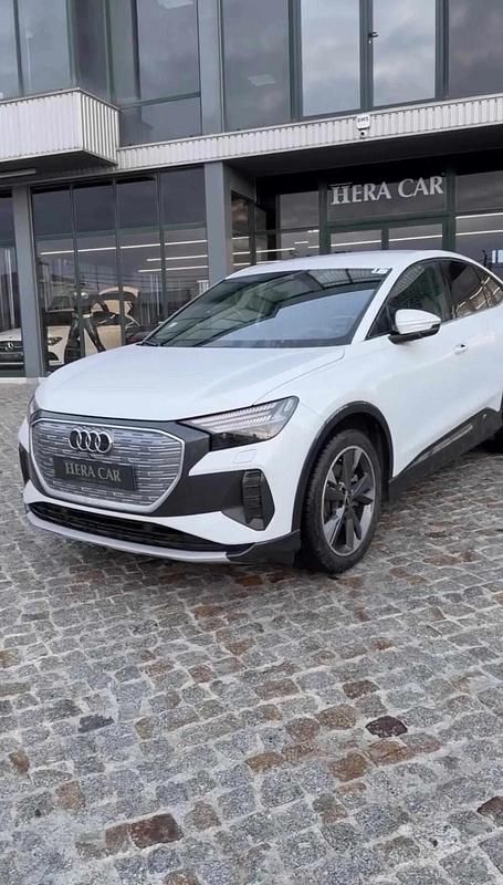 Branco Usado 2022 Audi Q4 e-tron SUV | € 44.990 (Preço elevado) - Imagem 1/1
