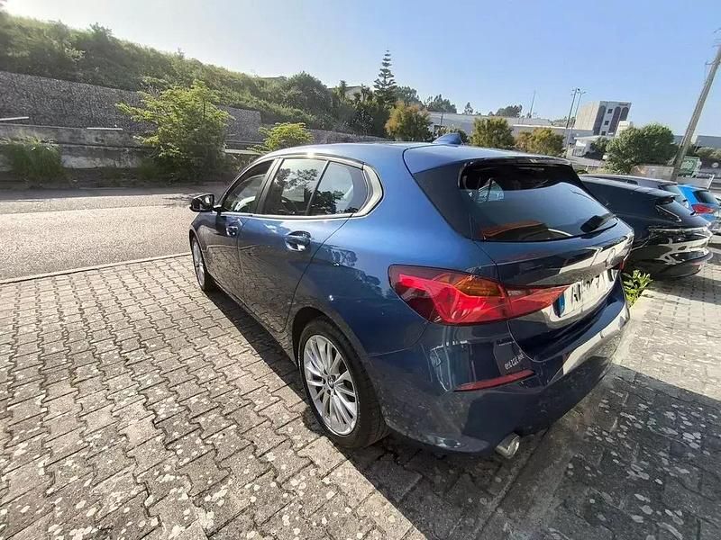 Usado BMW 116 Advantage 116 HP (85 kW) 2021 Azul Citadino