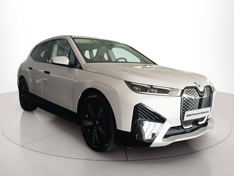 Usado 2023 BMW iX Sport Line SUV | € 64.900 - Imagem 1/4