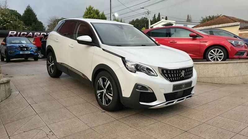 Usado Peugeot 3008 Allure 130 HP (95 kW) 2018 Branco SUV