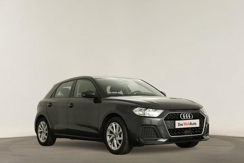 Cinzento Usado 2024 Audi A1 Sportback Advanced Citadino | € 22.990 (Preço justo) - Imagem 1/4
