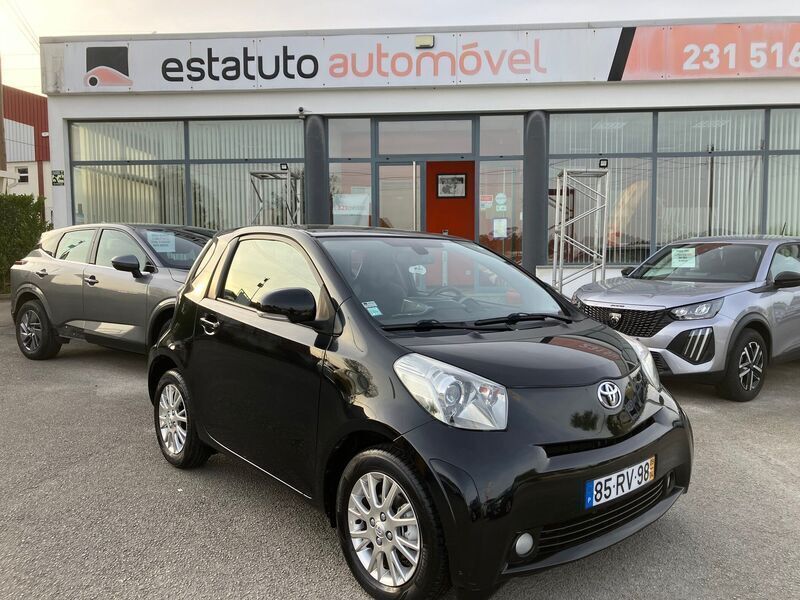 Preto Usado 2009 Toyota iQ Citadino | € 6.250 (Preço justo) - Imagem 1/4