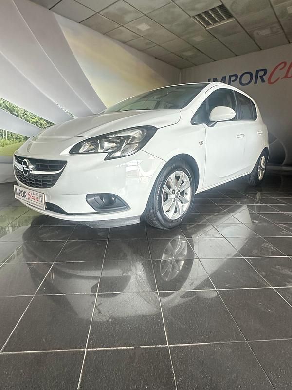 Branco Usado 2016 Opel Corsa Business Edition Sedan | € 6.900 (Preço elevado) - Imagem 1/4