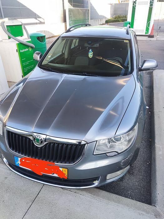 Usado 2011 Skoda Superb GreenLine | € 7.250 - Imagem 1/4