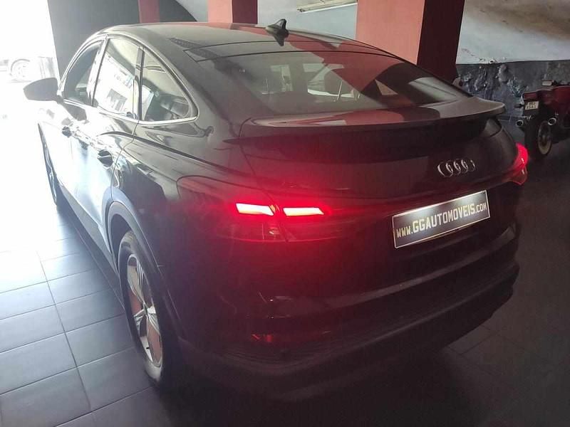 Preto Usado 2022 Audi Q4 e-tron SUV | € 31.850 (Preço justo) - Imagem 1/4
