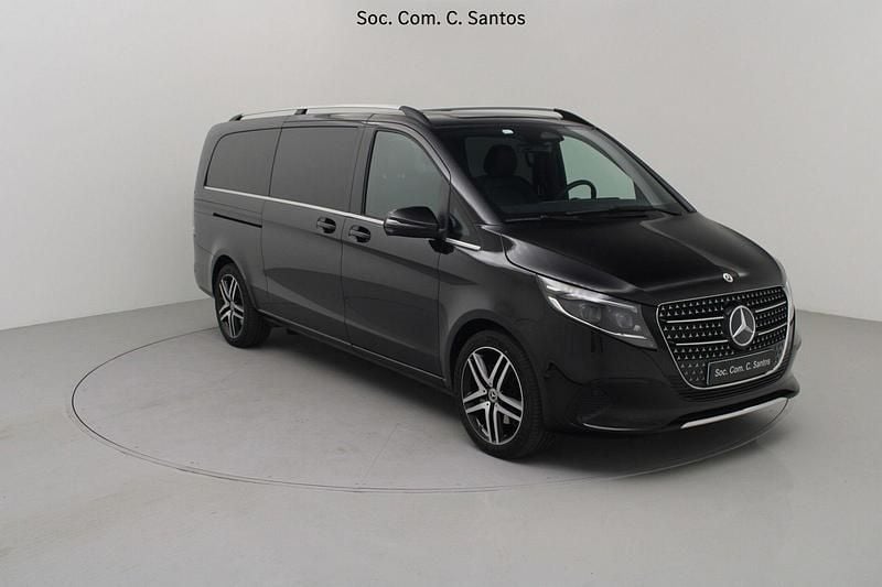 Usado Mercedes V250 Avantgarde 190 HP (139 kW) 2025 Preto Monovolume