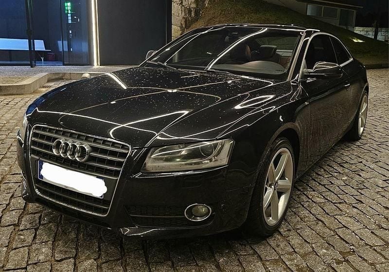 Usado 2011 Audi A5 S-Line | € 13.999 (Bom preço) - Imagem 1/4