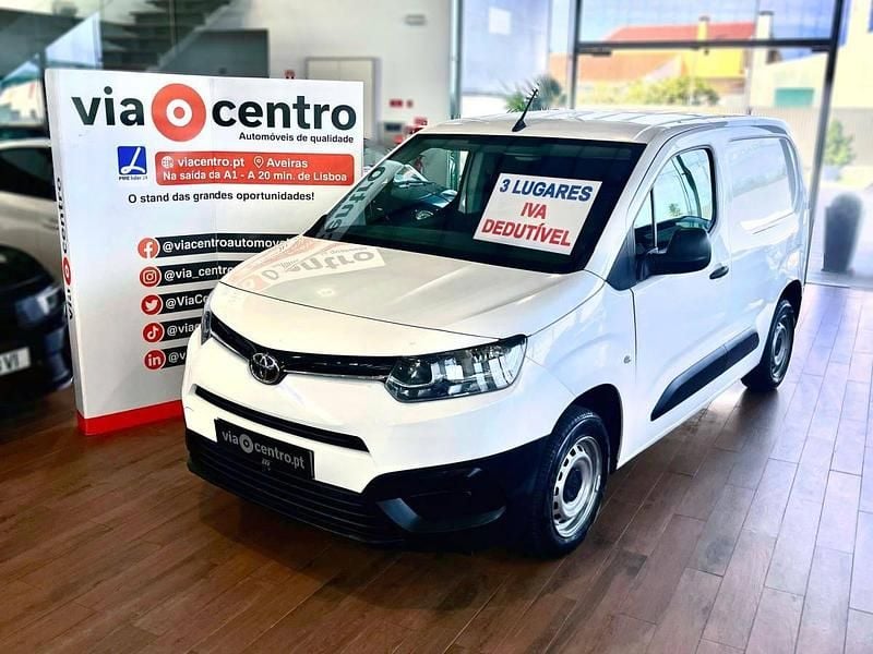 Branco Usado 2020 Toyota Proace Monovolume | € 13.900 (Preço justo) - Imagem 1/4