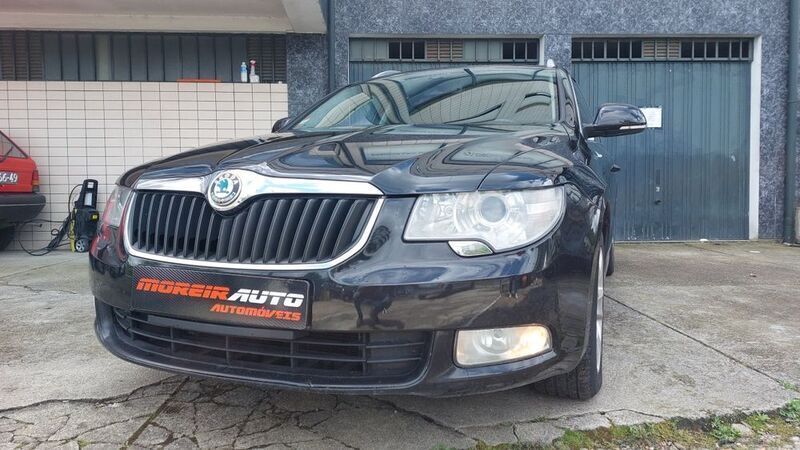Usado 2010 Skoda Superb Sedan | € 6.999 - Imagem 1/4