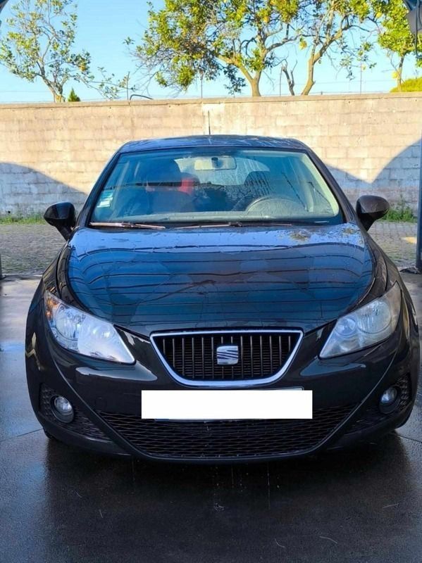 Preto Usado 2009 Seat Ibiza Citadino | € 5.500 (Preço justo) - Imagem 1/4