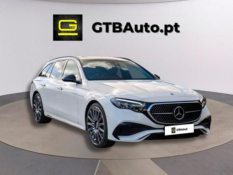 Branco Usado 2024 Mercedes E220 AMG Carrinha | € 64.999 - Imagem 1/4