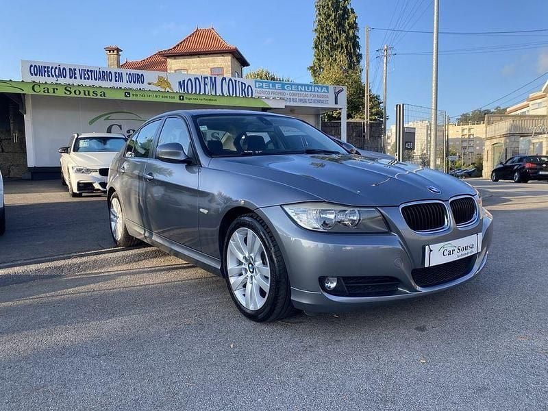 Usado 2011 BMW 318 Sport Line Sedan | € 12.900 (Preço justo) - Imagem 1/4
