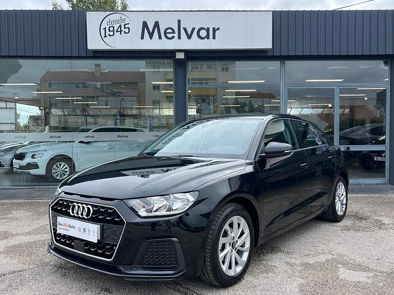 Preto Usado 2024 Audi A1 Advanced Citadino | € 21.400 (Preço justo) - Imagem 1/4