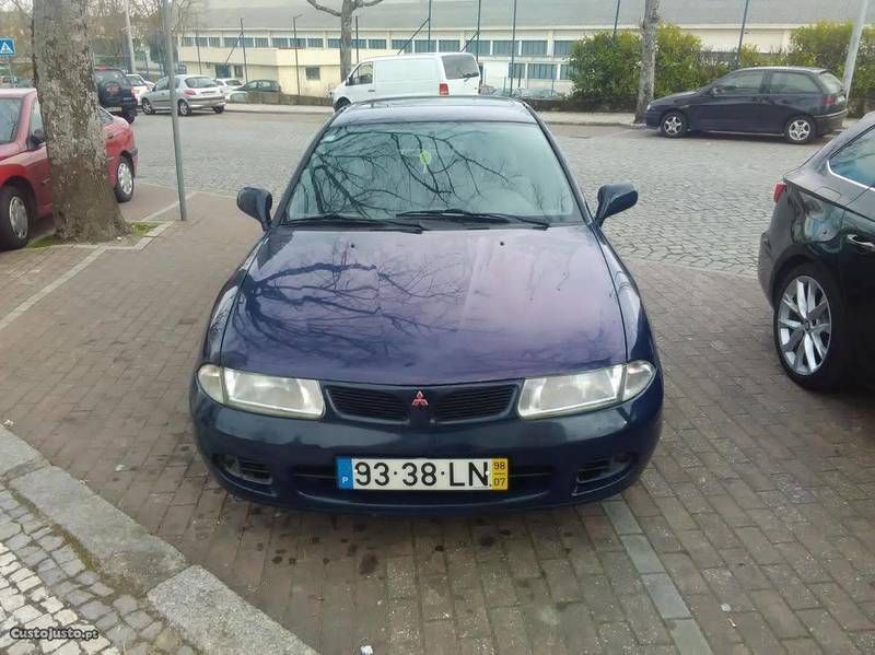Митсубиси каризма 1998 фото