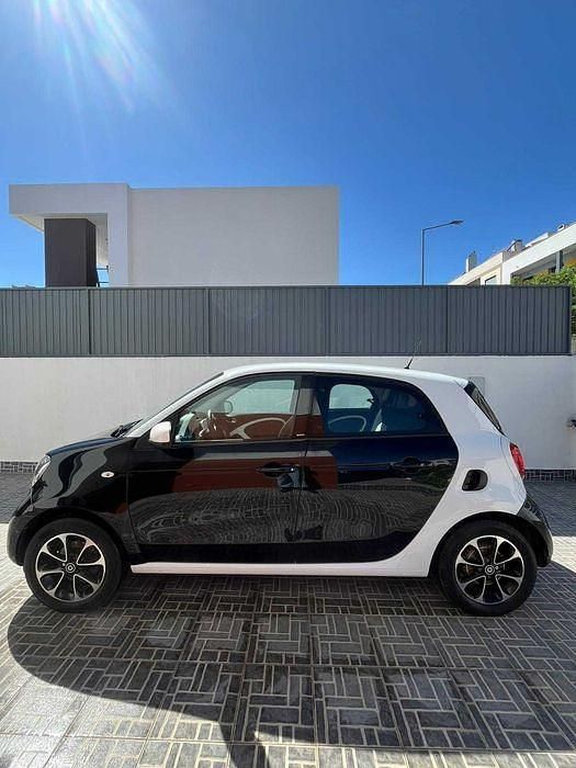 Usado 2015 Smart ForFour Sedan | € 9.400 (Preço justo) - Imagem 1/4