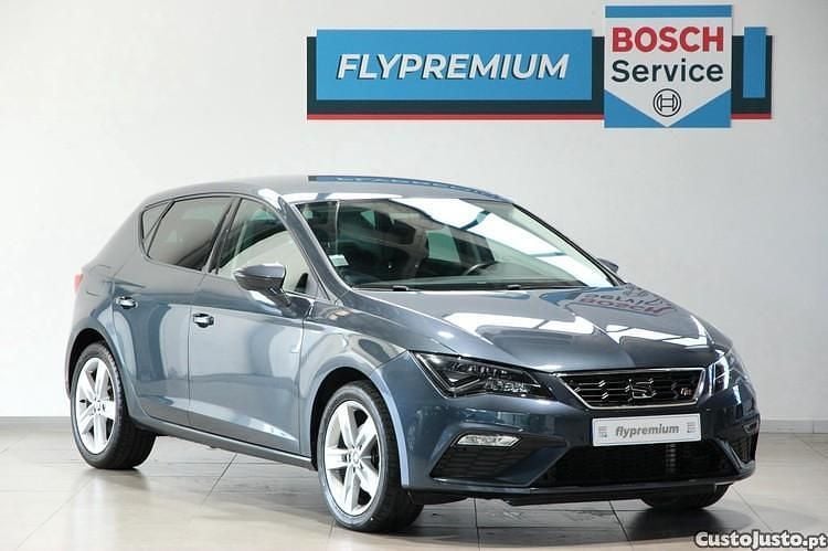 Cinza Usado 2020 Seat Leon FR Citadino | € 19.750 (Bom preço) - Imagem 1/1