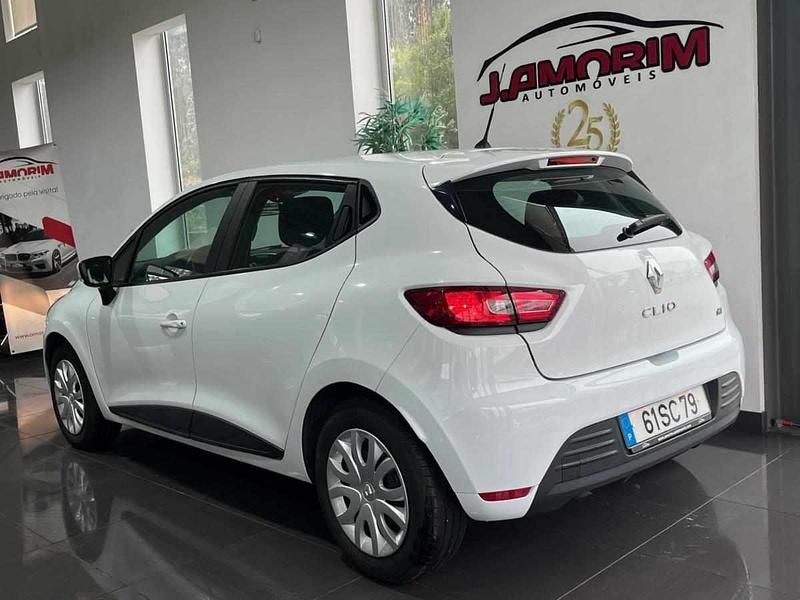 Usado Renault Clio IV Komfort 75 HP (55 kW) 2016 Branco
