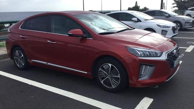 Vermelho Usado 2021 Hyundai Ioniq Citadino | € 15.990 (Preço justo) - Imagem 1/4