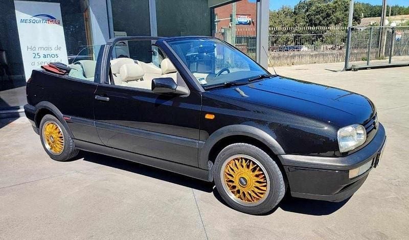 Usado VW Golf III 115 HP (84 kW) 1997 Preto Cabrios