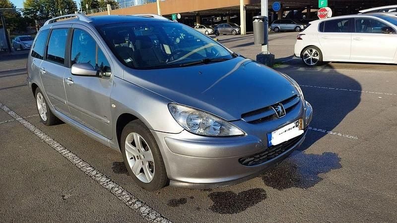 Usado 2004 Peugeot 307 Sedan | € 2.000 (Preço justo) - Imagem 1/4