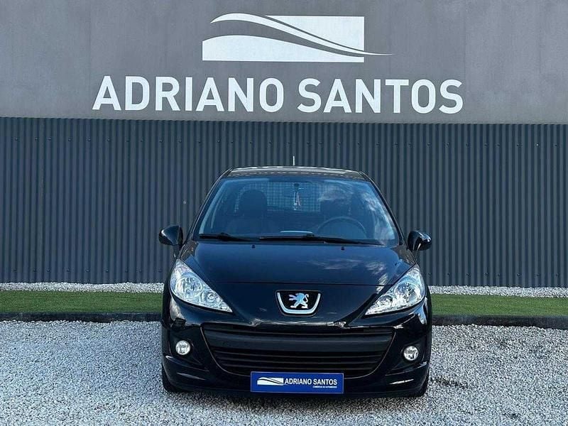 Usado Peugeot 207 Sport 90 HP (66 kW) 2010 Preto