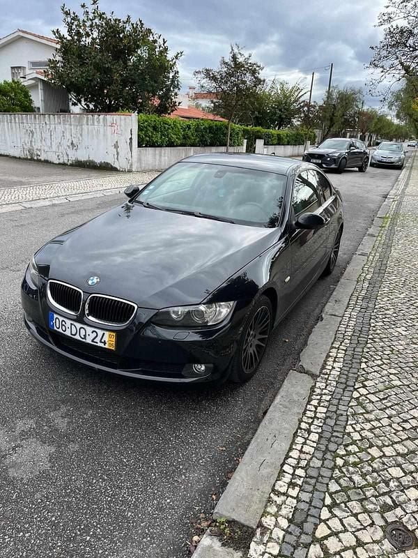 Preto Usado 2007 BMW 320 Coupé | € 10.500 (Bom preço) - Imagem 1/4