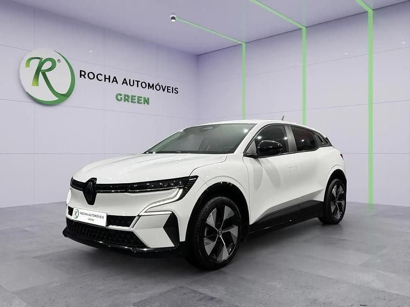 Branco Usado 2023 Renault Mégane Techno Sedan | € 30.999 (Bom preço) - Imagem 1/4