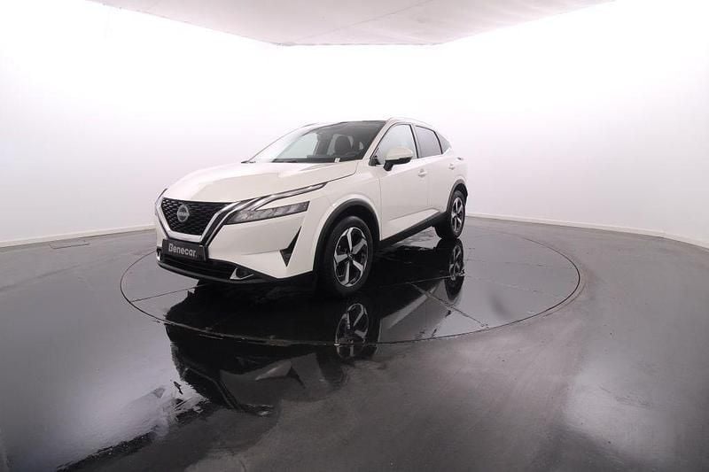 Branco Usado 2023 Nissan Qashqai SUV | € 30.950 (Preço justo) - Imagem 1/4