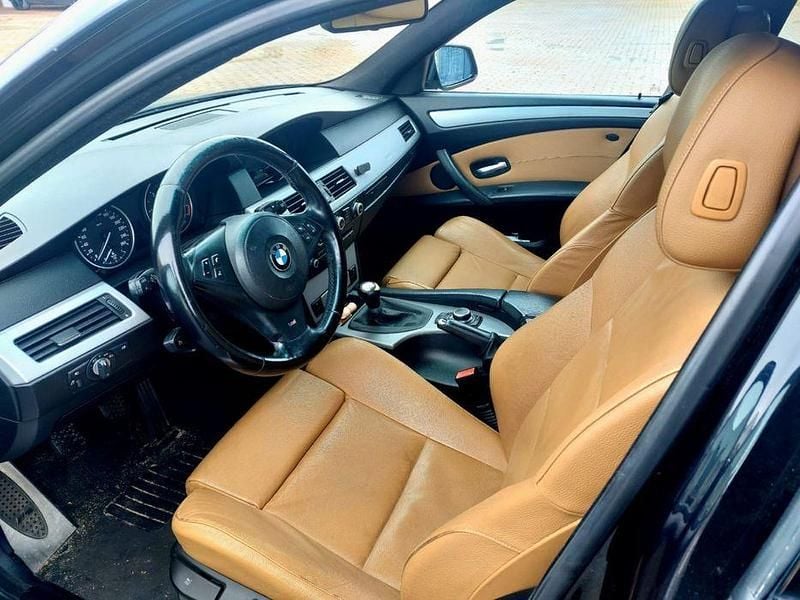 Usado 2009 BMW 520 Sedan | € 7.750 - Imagem 1/4