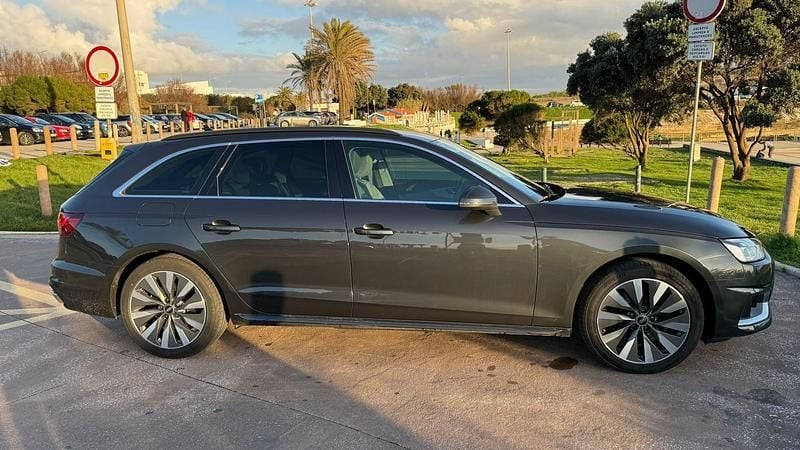 Usado Audi A4 Performance 163 HP (119 kW) 2020 Cinza Carrinha