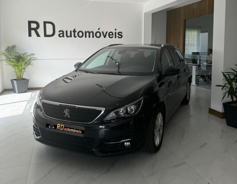 Preto Usado 2019 Peugeot 308 Active Carrinha | € 16.000 (Preço elevado) - Imagem 1/4