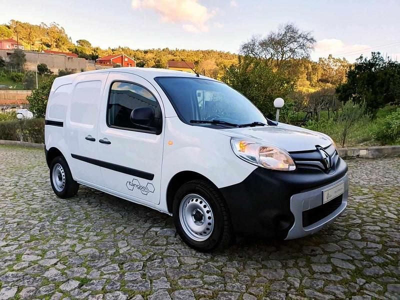 Usado Renault Kangoo Business 115 HP (84 kW) 2019 Branco Monovolume