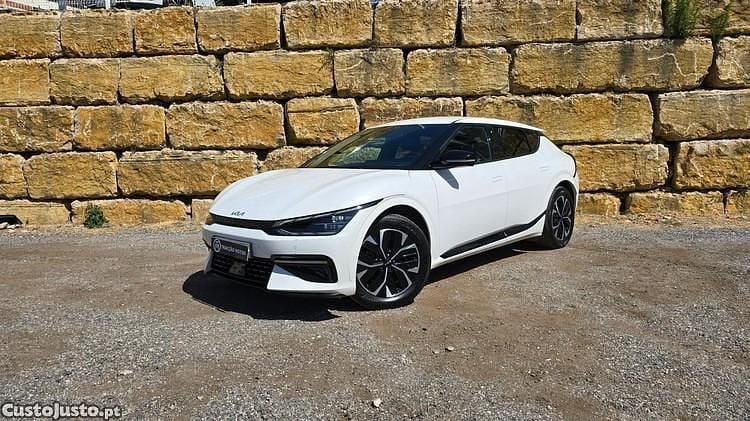 Branco Usado 2023 Kia EV6 GT-Line SUV | € 37.500 (Super Preço) - Imagem 1/1
