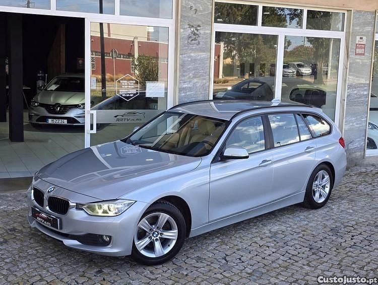 Cinza Usado 2012 BMW 320 Sport Line Carrinha | € 14.450 (Bom preço) - Imagem 1/1