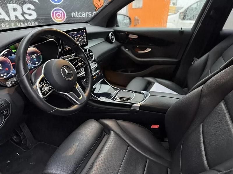 Usado Mercedes GLC300e 306 HP (225 kW) 2021 Cinzento Coupé