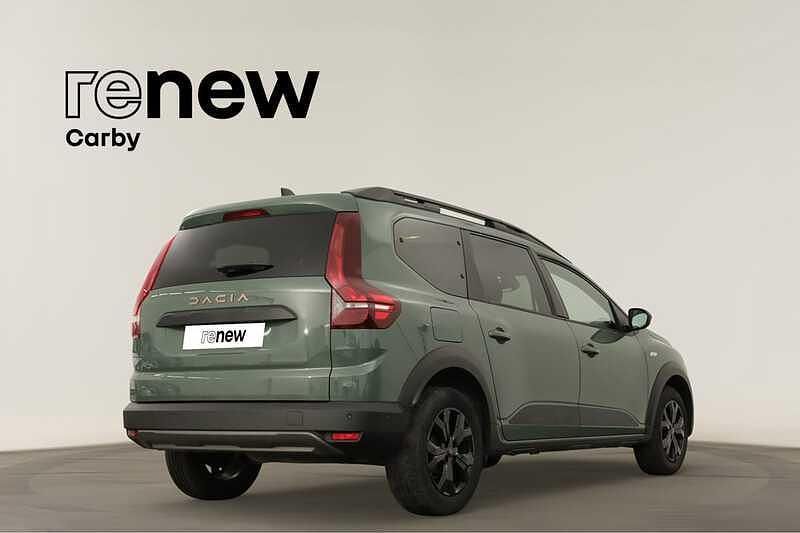 Usado Dacia Jogger Extreme 101 HP (74 kW) 2024 Verde Monovolume