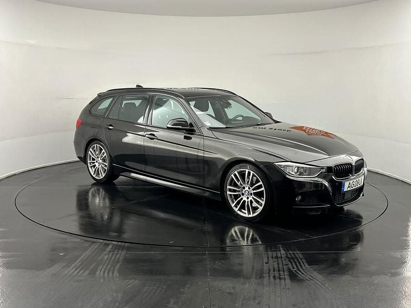 Preto Usado 2015 BMW 320 Carrinha | € 12.000 (Preço justo) - Imagem 1/4