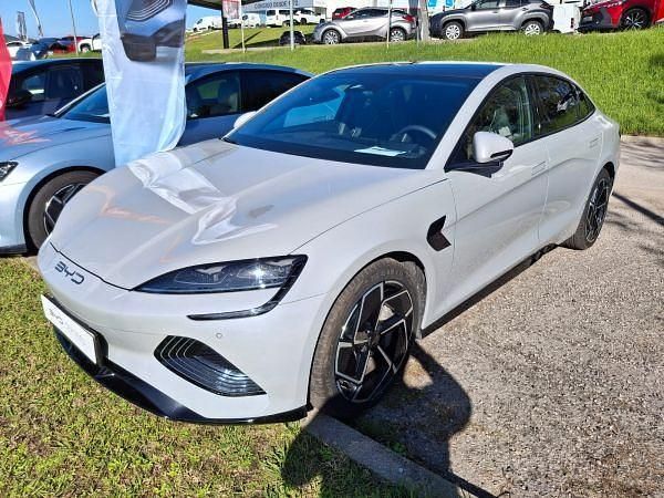 Usado BYD Seal 230 kW (313 HP) 2025 Cinzento