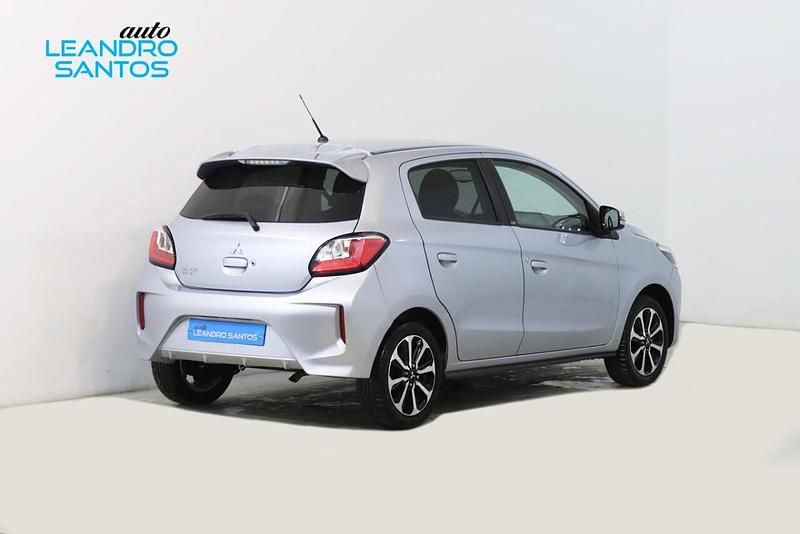 Usado Mitsubishi Space Star 71 HP (52 kW) 2024 Cinzento Citadino