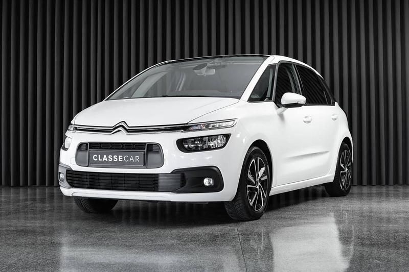 Branco Usado 2019 Citroën C4 Feel Monovolume | € 14.250 (Preço justo) - Imagem 1/4