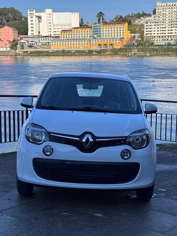 Usado Renault Twingo SE 71 HP (52 kW) 2018 Branco Citadino
